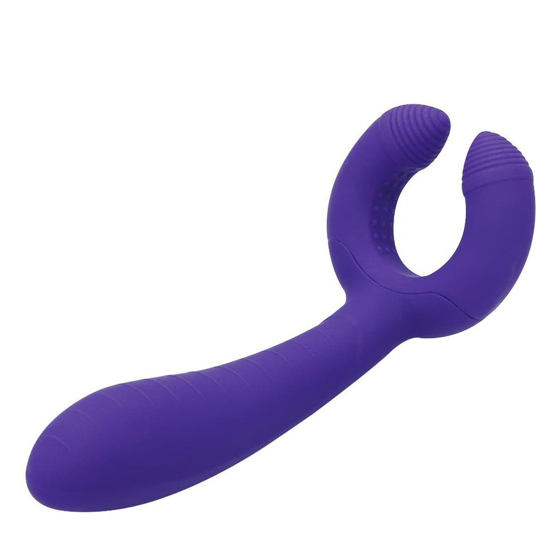 Experience Ultimate Pleasure with our Low-Noise Waterproof Dildo Nipples Stimulator 7 Modes Vibrator Clip in Safe Silicone Material - Perfect for Couples