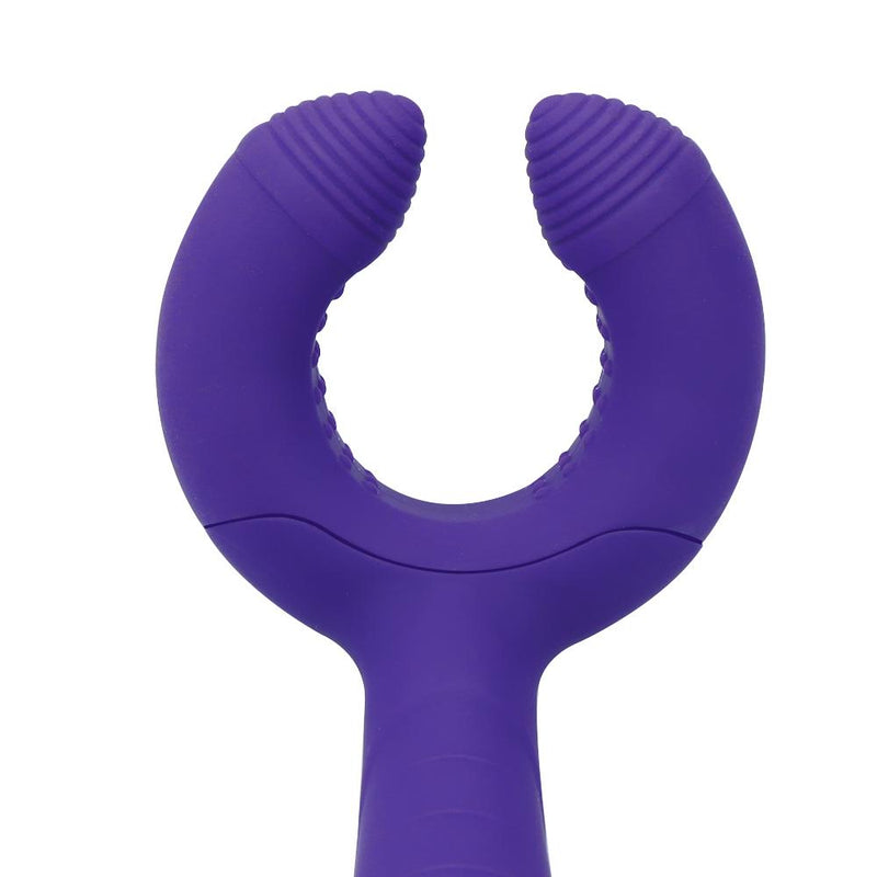 Experience Ultimate Pleasure with our Low-Noise Waterproof Dildo Nipples Stimulator 7 Modes Vibrator Clip in Safe Silicone Material - Perfect for Couples